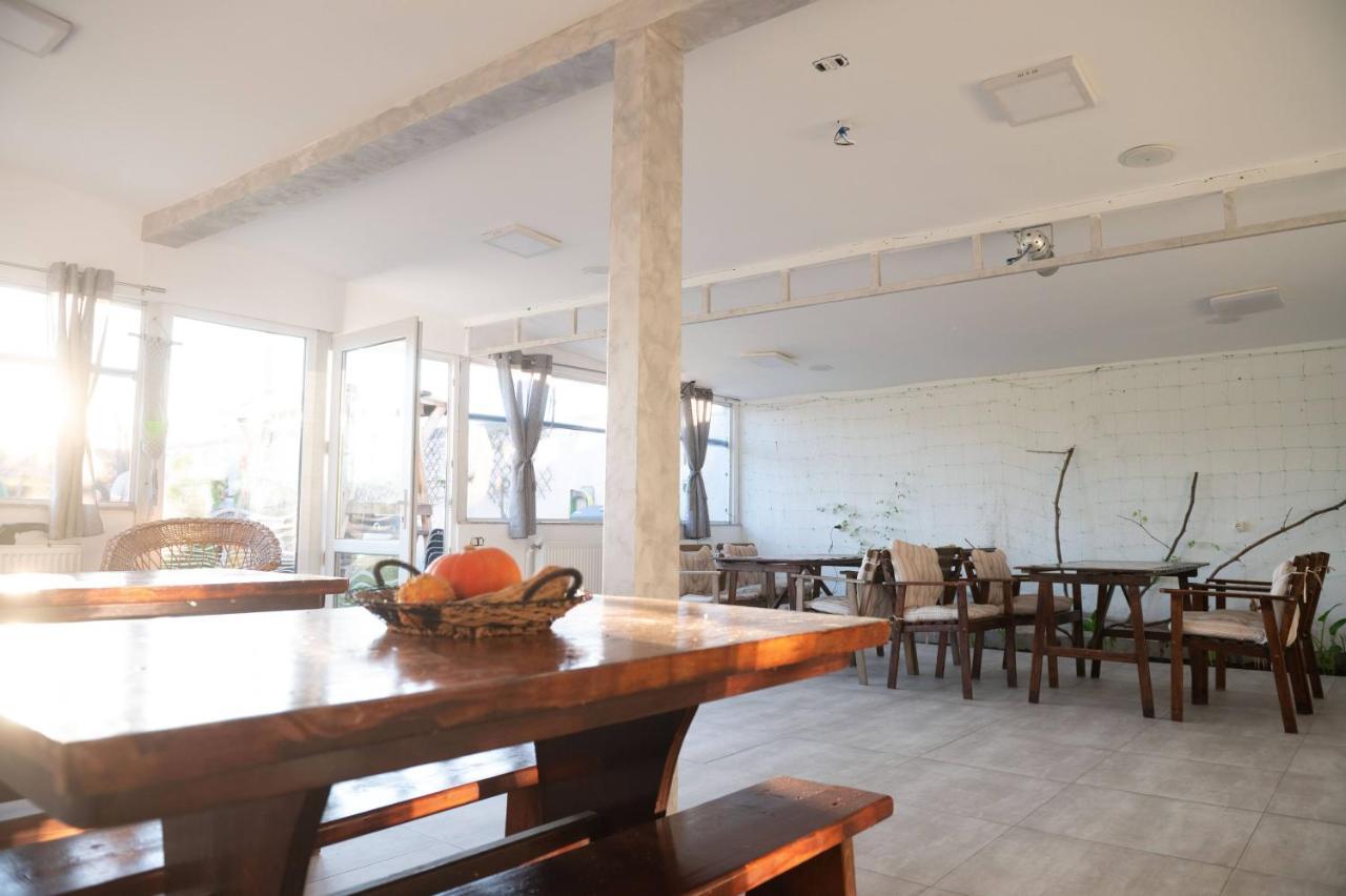 فندق Casa Dumitrescu Năvodari المظهر الخارجي الصورة